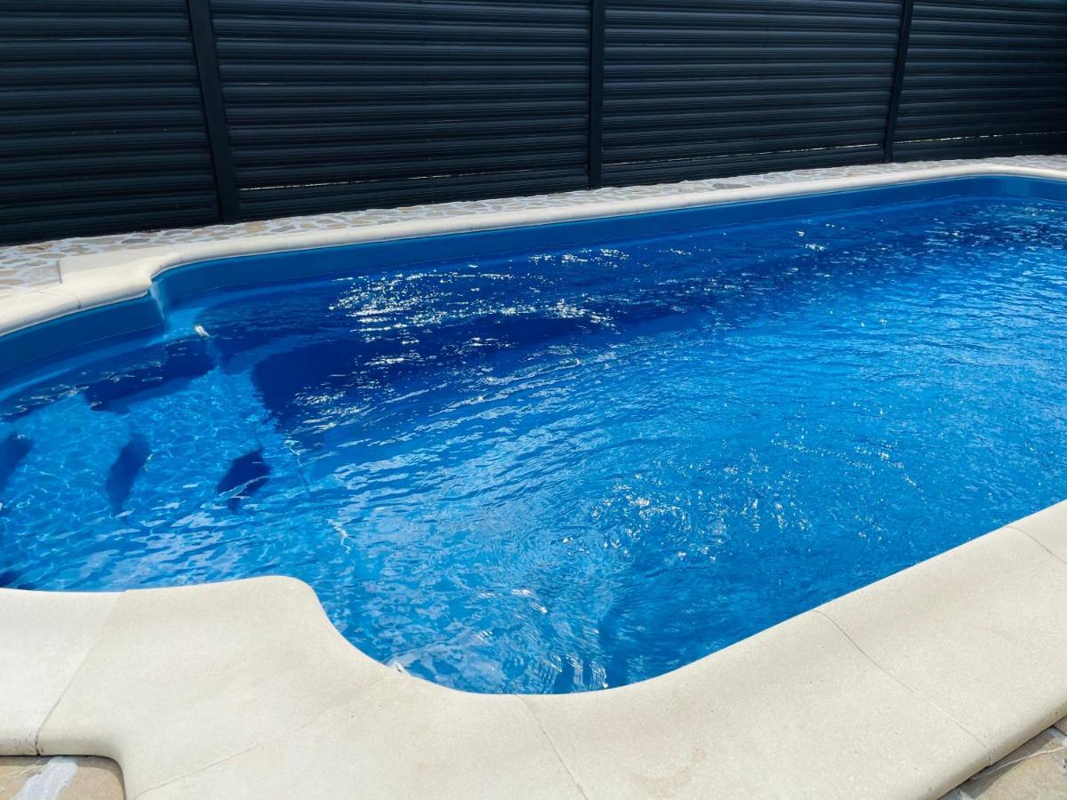Luxury 3 Bedroom Pool Villa Gulia Dış mekan fotoğraf